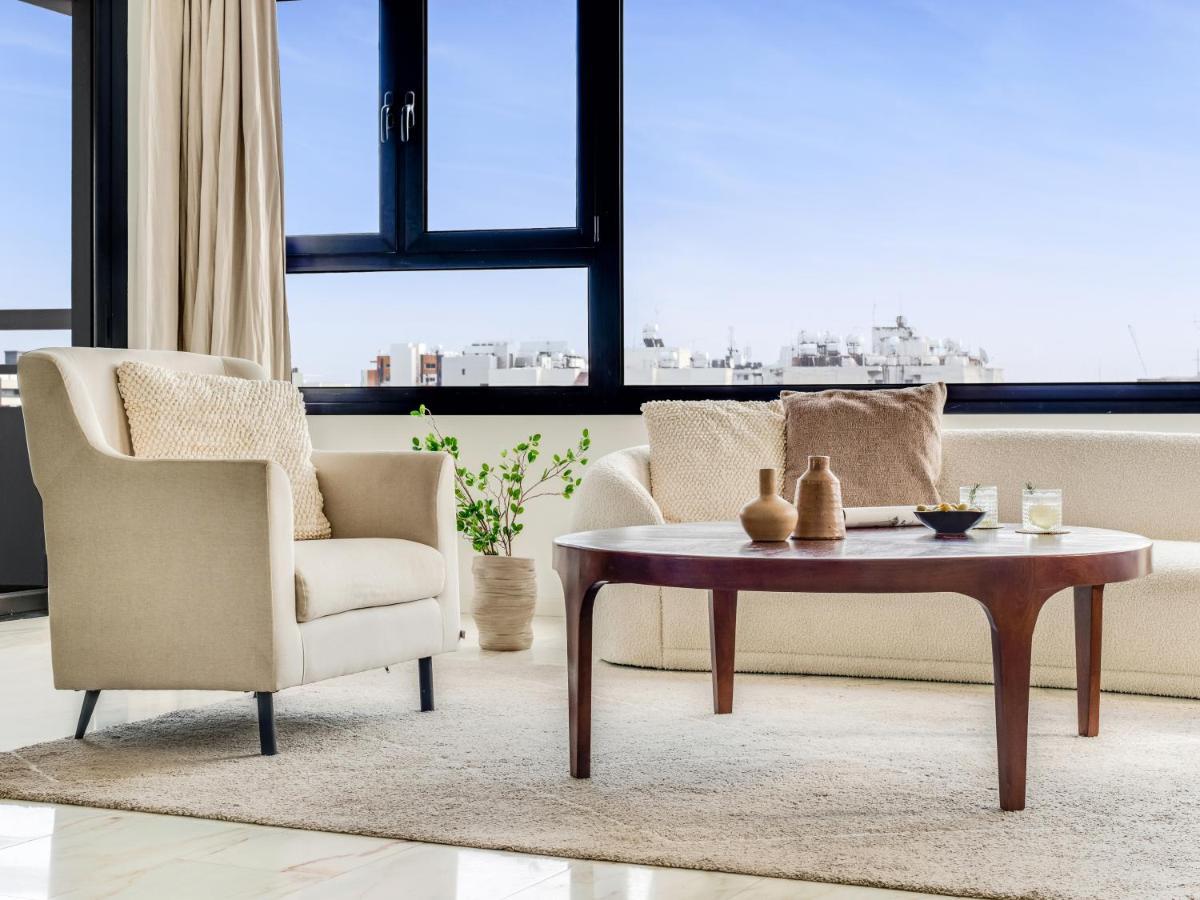 Sanders Coral Court Penthouse - Cute 3-Bedroom Apartment With Balcony リマソール エクステリア 写真