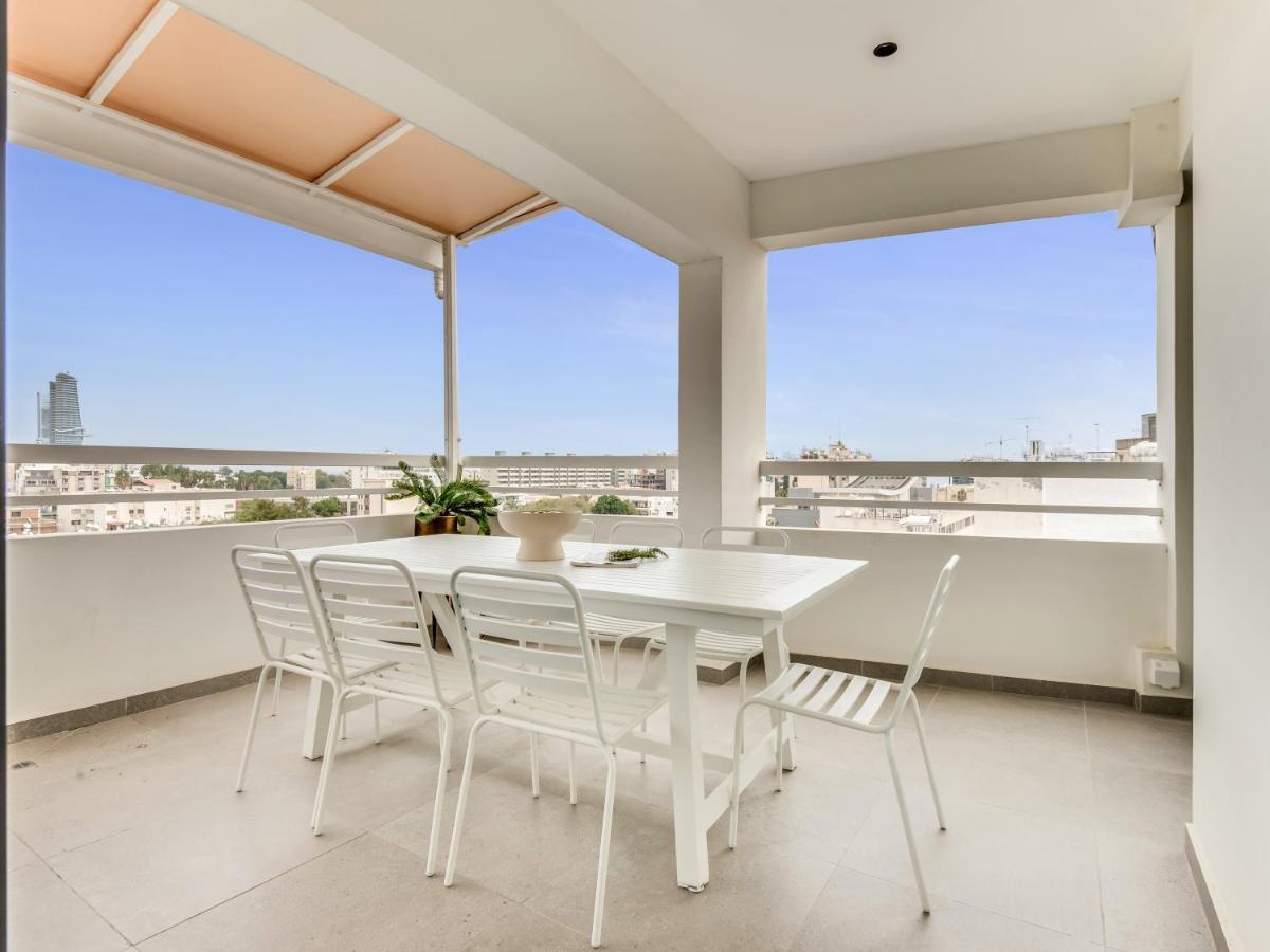 Sanders Coral Court Penthouse - Cute 3-Bedroom Apartment With Balcony リマソール エクステリア 写真